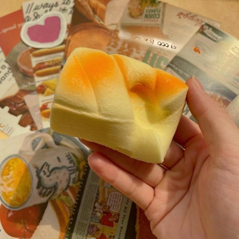 Hot Selling New Novelty Soft Bread Cow Clouds Squeeze Squishy DIY Decompression Slow Rebound Wet Soft Squeeze Release Tool