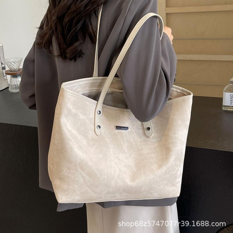 Premium Tote Bag Women's Large Capacity Bag Women's 2025 New Fashion Shoulder Bag Winter Commuter Handbag
