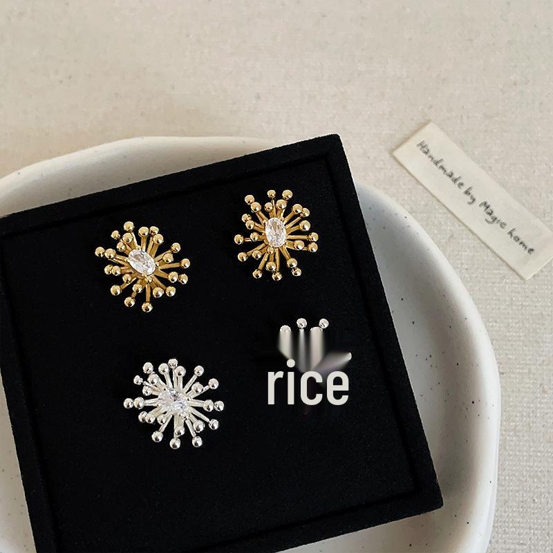 Luxurious Cubic Zirconia Stud Earrings for Women - Chic, Elegant, and Versatile Fashion Accessory