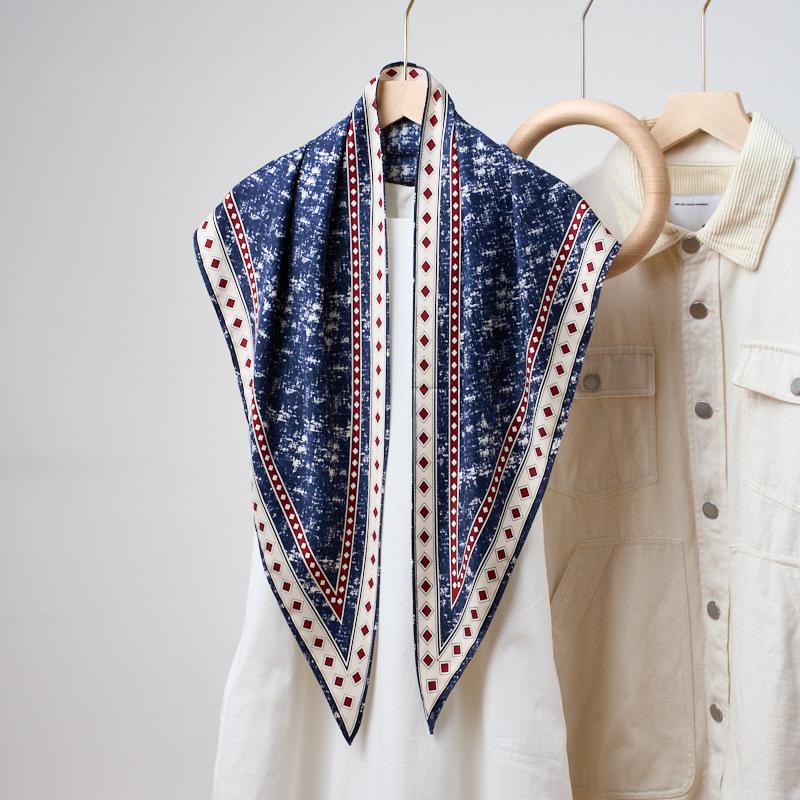 Summer Atmosphere Wearing Headscarf Twill Silk Simulation Silk Cool Diagonal Scarf Cashew Print Women's Triangle Silk Scarf