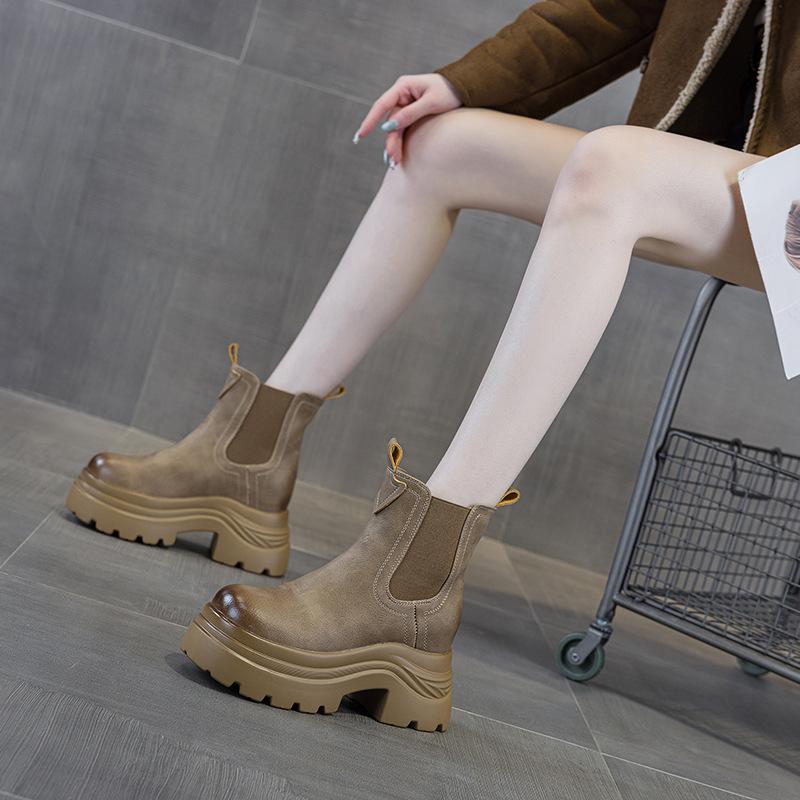 Thick-soled inner height-increasing Martin boots for women's autumn and winter new casual fashion British style one-pedal versatile chimney for women