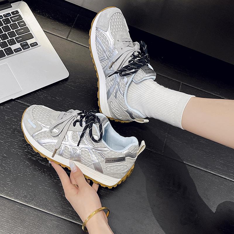 2025 Summer and Autumn Versatile Fashion Korean Version of Casual New Forrest Gump Shoes Women's Comfortable Mesh Breathable Soft Sole Sports Shoes T