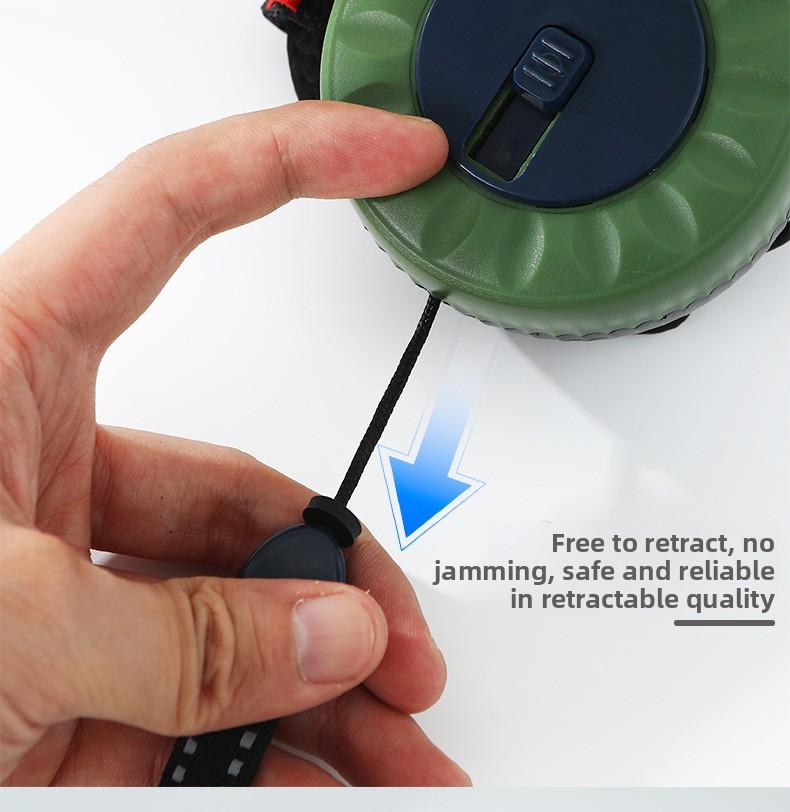 Bracelet-style retractable pet lead,multifunctional dog and cat lead that does not restrict hands for small to large breed dogs.