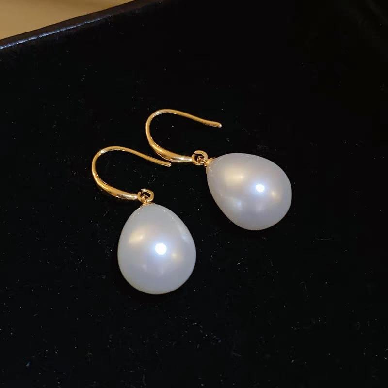 Waterdrop Pearl Pendant Earrings - Simple, Elegant, High-end, Ear Hook, Versatile Accessory for All Occasions