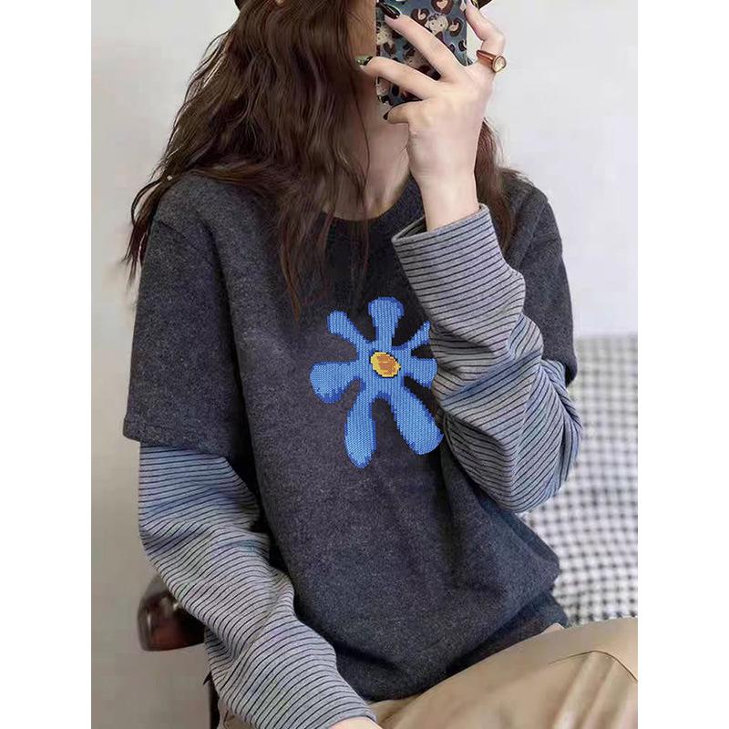 Women's Striped Long-Sleeve Velvet Layered T-Shirt - Versatile Base Layer for Spring, Autumn, Winter