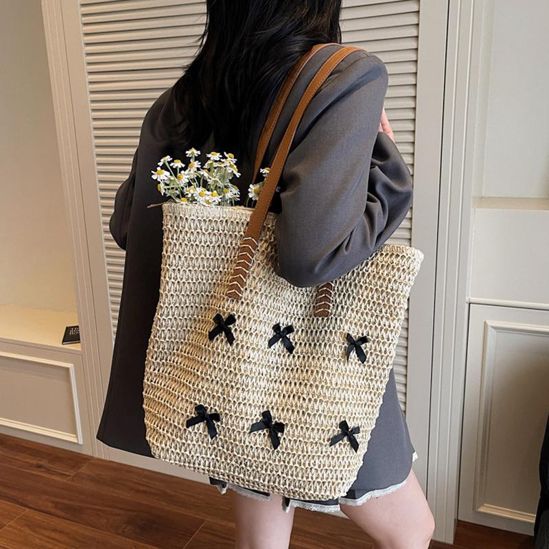 Yogodlns Summer Beach Large Capacity Tote Bag Women Shoulder Bag Handmade Woven Top-Handle Bags Raffia Boho Women Bag