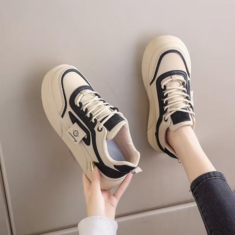 Platform White Shoes Women's 2025 Autumn New Versatile Shoes Ins Niche Women's Shoes Student Leisure Sports Board Shoes