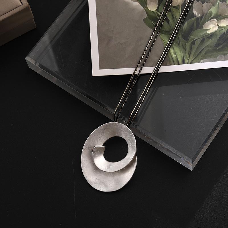 Pendant Geometric Threaded Premium Long Women S Fashion Versatile Sweater Chain