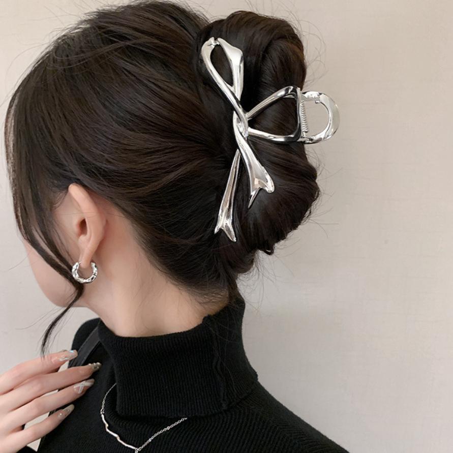 New Women Elegant Gold Silver Hollow Geometric Metal Hair Claw Vintage Hair Clip Hairpin Barrette Fashion Girls Hair Accessories
