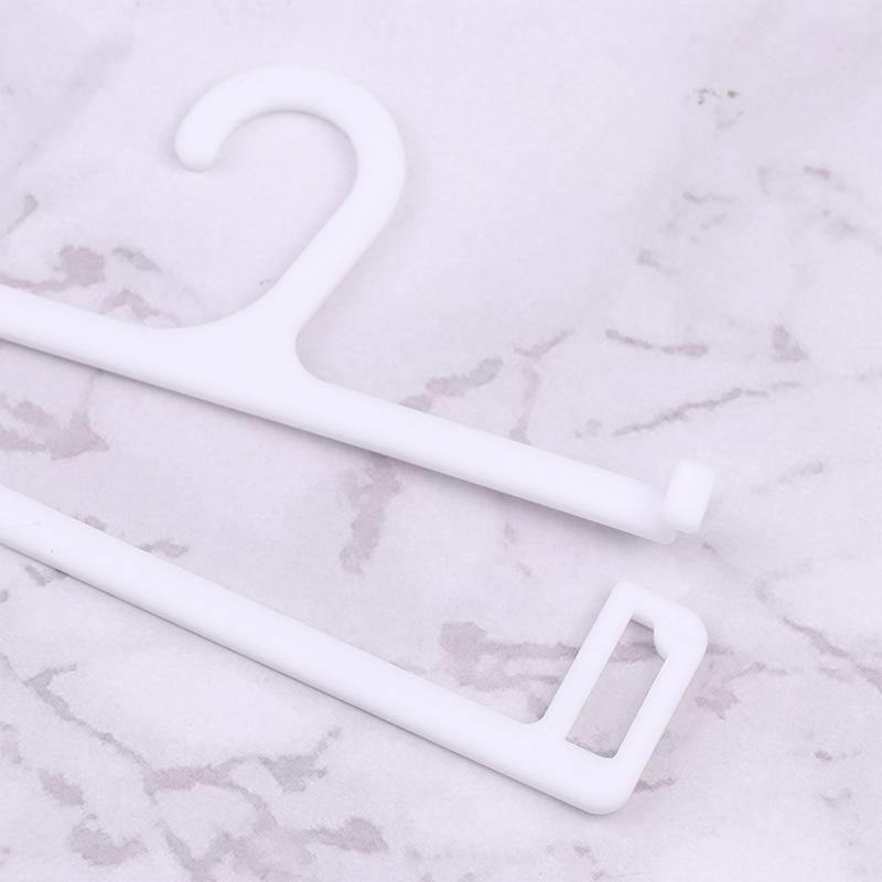 10ks/šarže Mini věšáky Doplňky pro panenky Skříň pro panenky Oblečení Domeček pro panenky