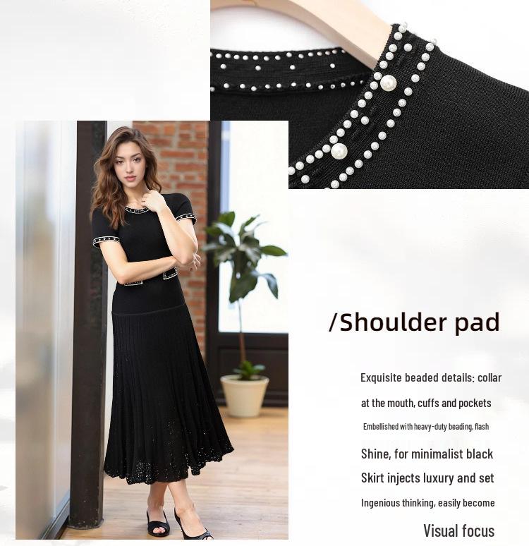 Schwarzes Strickkleid mit Rundhalsausschnitt, Perlenbesatz, kurzen Ärmeln und hochelastischer Taille