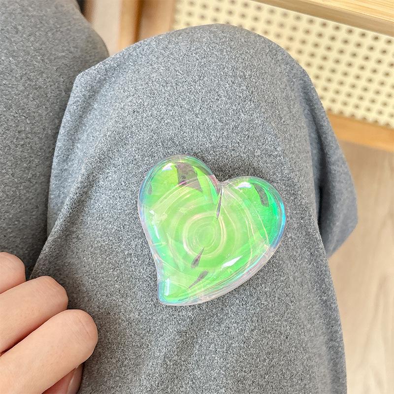 3D Laser Heart Phone Holder: Magnetic, Retractable, Adhesive