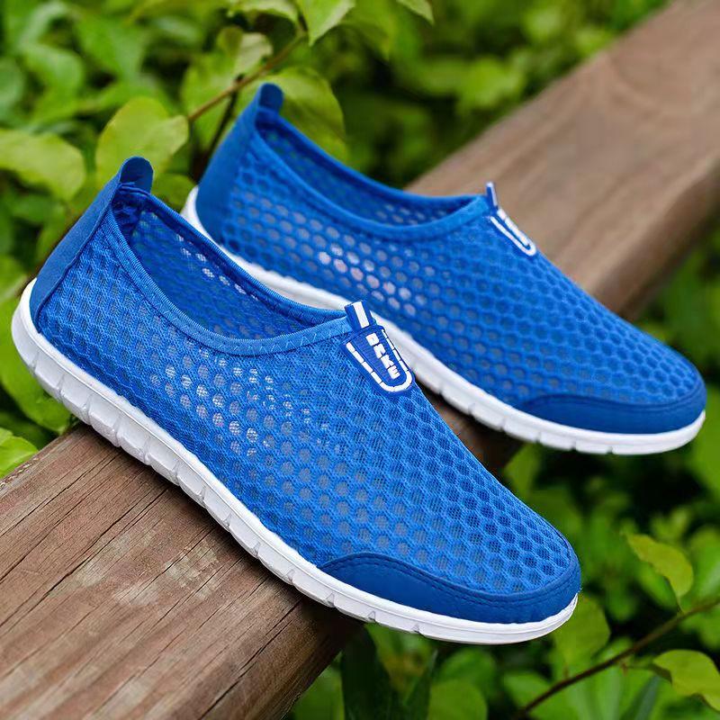 Herren Sommer Hollow Sandalen Atmungsaktive Mesh-Stoffschuhe Lässige Sportliche Slipper