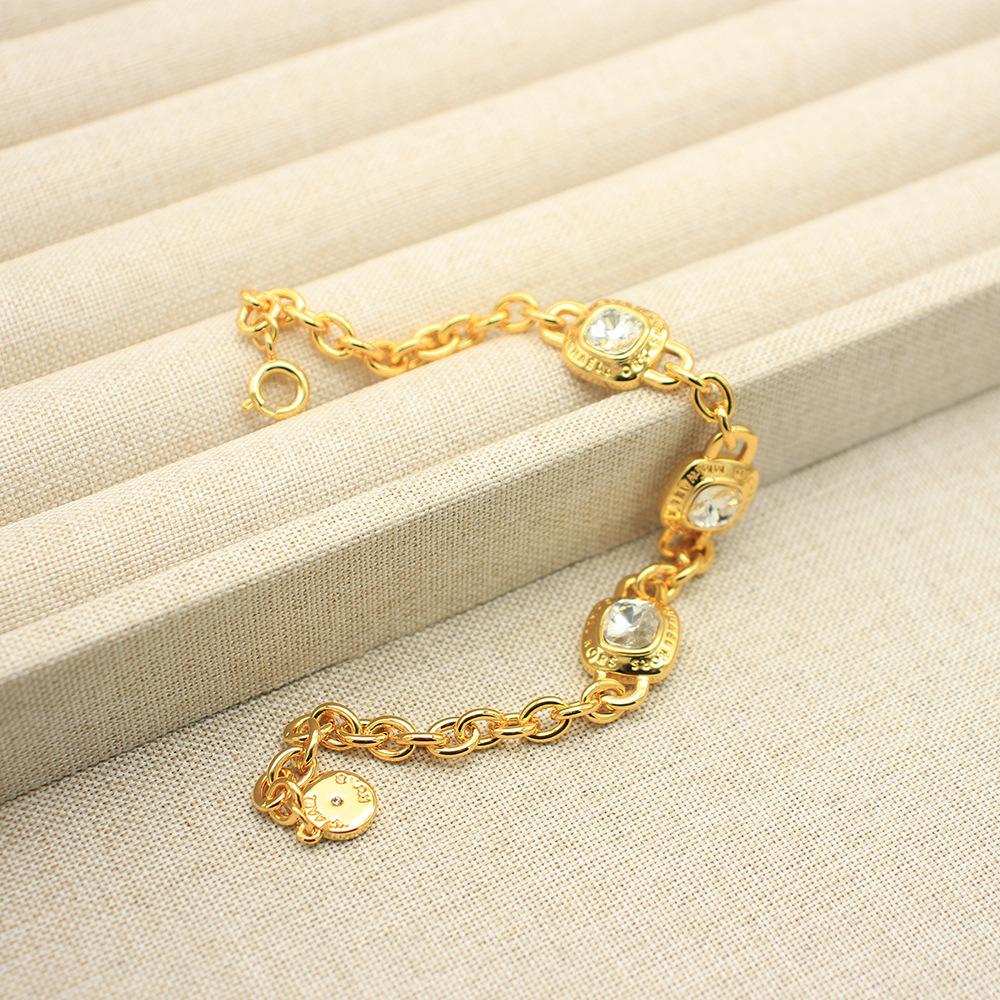 Designschmuck Damen High-End Halskettenzubehör Damen Mk Kupferplattiert Echtgold Schlüsselbeinkette Armband Set