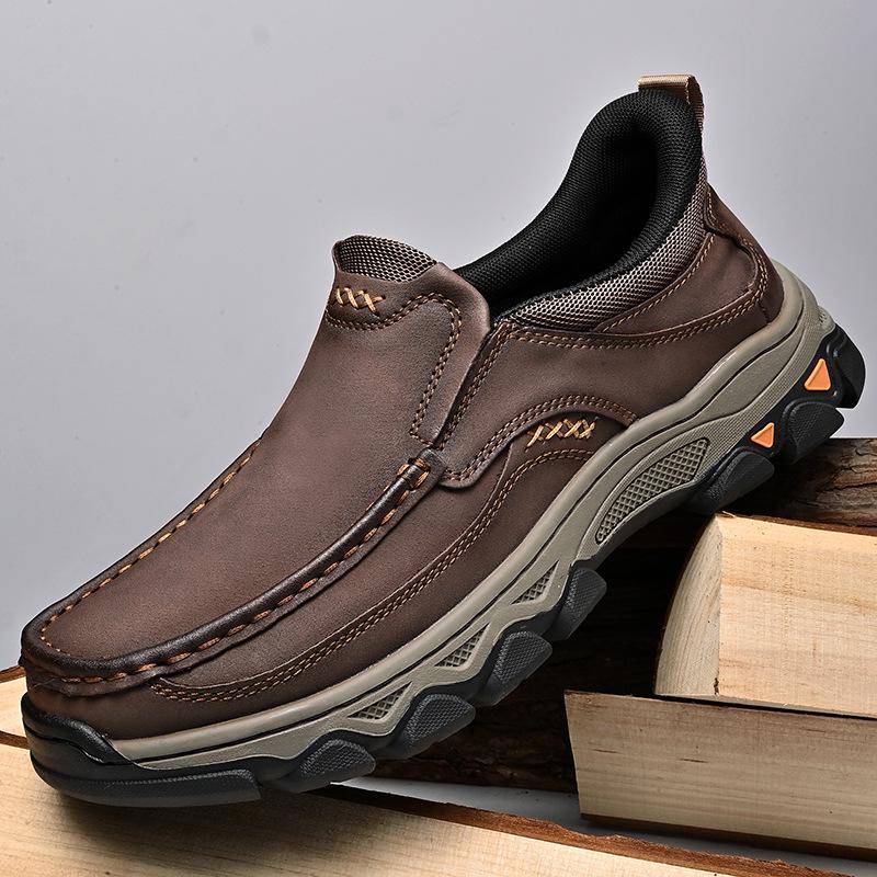 Men's Four Seasons Leather Slip-On Loafers: Thick Sole, Wear-Resistant, Casual Outdoor Shoes