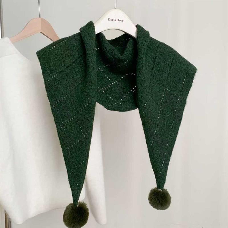 

New Fashionable Fur Ball Detachable Knitted Shawl Versatile Neck Gaiter Warm Triangular Scarf for Women in Winter 130*40*80cm