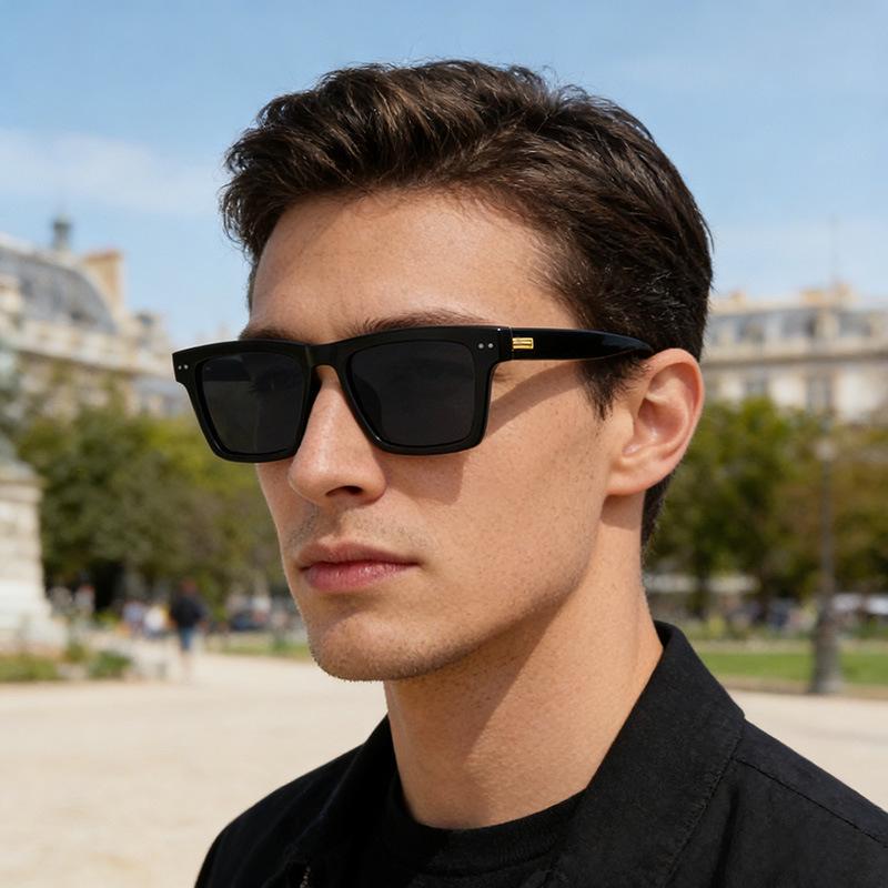 2025 Stylish Unisex Polarized UV Protection Retro Square Sunglasses