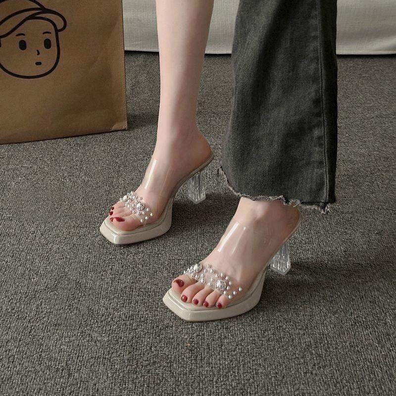 Temperament Socialite Rhinestone Transparent Word with Cool Slippers Women Wear Thick Heel Versatile High Heel Sandals In Summer