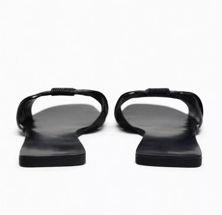 Fashion Women Diamond Slippers Shoes Fashion Casual Thickened Bottom Flip-Flops Sandals Flat Women's Solid Color Sandals Rhinestones