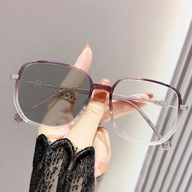 Trendy Large-framed Bright Pink Nude Color-changing Myopia Glasses For Women Without Makeup