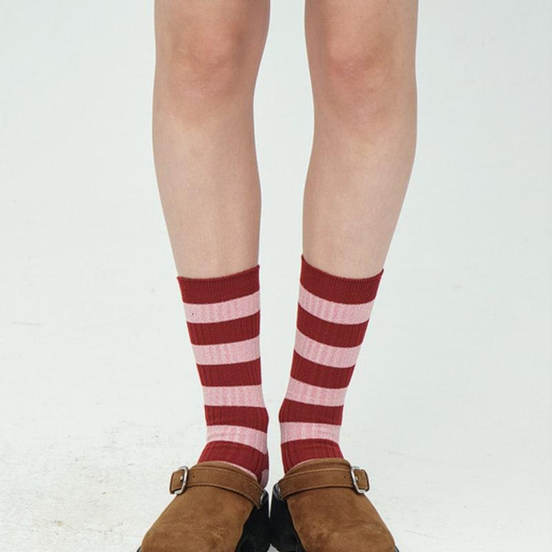 MARGESHERWOOD METAL STRIPE SOCKS_red stripe