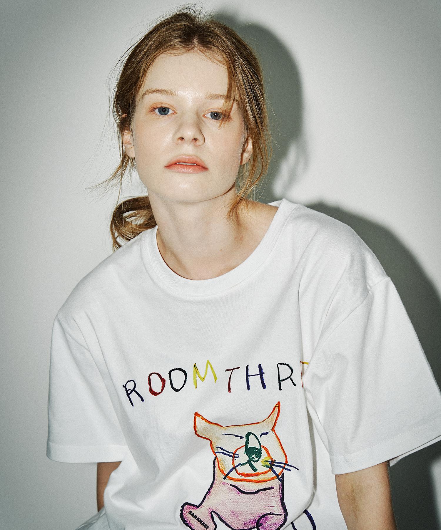 Sarangi Se09-Room Thred Two Tshirt White Free
