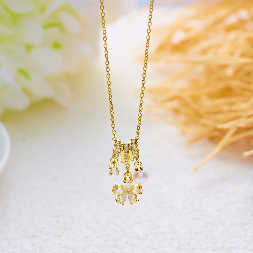 Romantic Flower Heart Cubic Zirconia Pendant Necklace for Women Dainty Imitation Pearl Copper Choker Chain Party Jewelry Gift