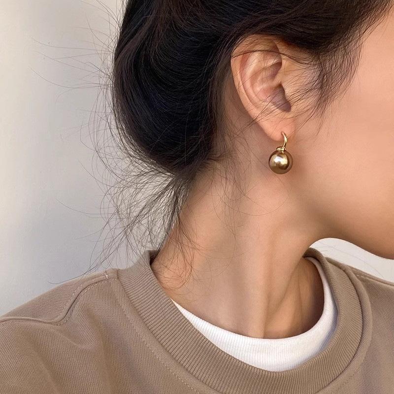 Silver Needle Maillard Vintage Champagne Pearl Earrings Show Temperament Daily Commuter Earrings