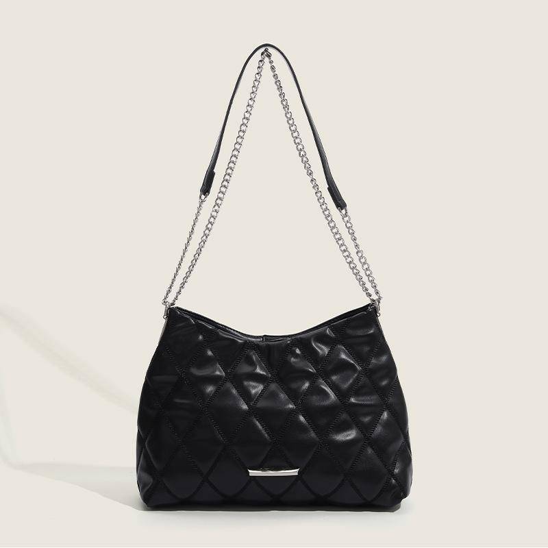 High-quality 2024 summer new women s bag, fashionable and versatile quilted chain shoulder and crossbody bag