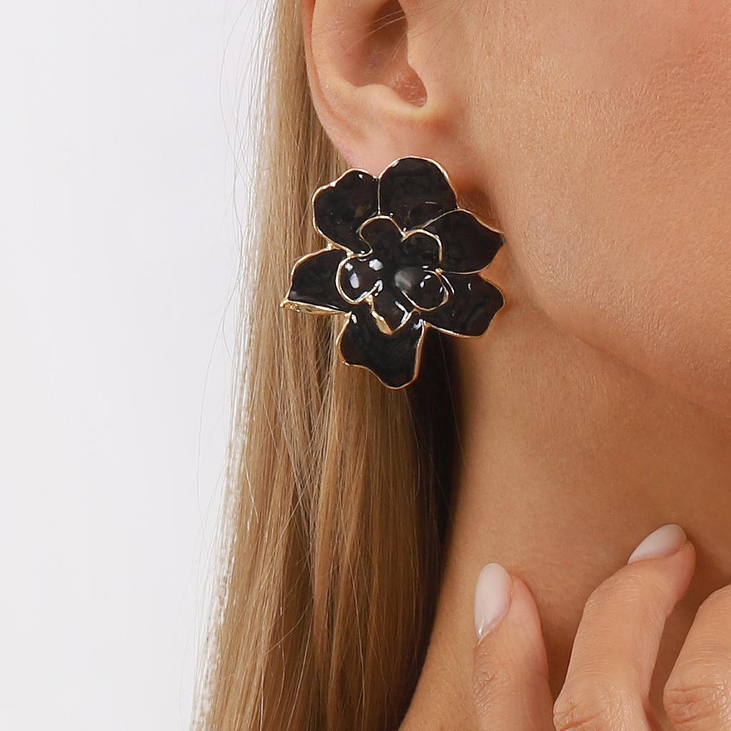 Cross Border Trendy Exaggerated Layered Style Oil Drip 3D Flower Earrings Vintage Hong Kong Style Ear Studs For Women
