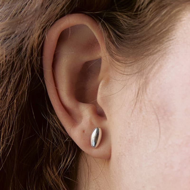 

mimesi Soybean Earring (2color) Silver