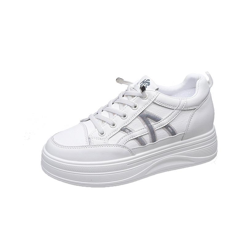 Korean version of imitation leather little white shoes women's 2025 summer and autumn new lace-up soft sole soft surface fashion versatile sports