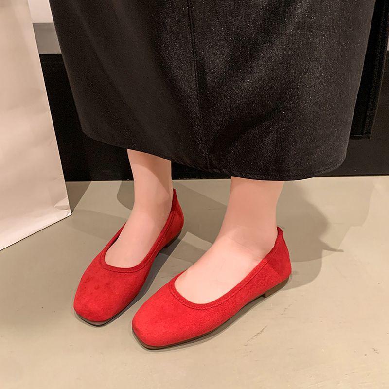 2025 new simple single shoes women's shoes fashion versatile casual comfortable square head flat bottom shallow mouth soft sole Doudou shoes