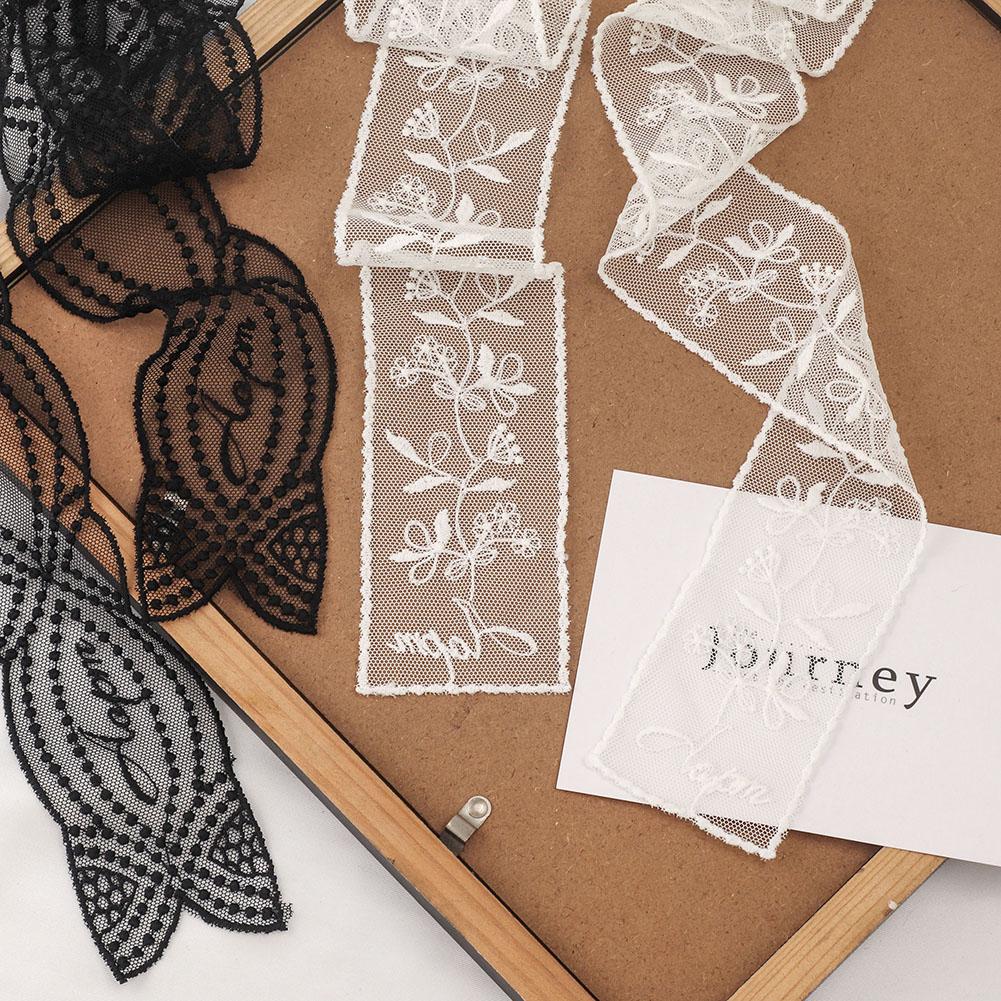 2026 New Ins Vintage White Lace Long Silk Scarf Women's Neck Scarf Y2k Narrow Hair Band Ribbon Head Wrap Decoration