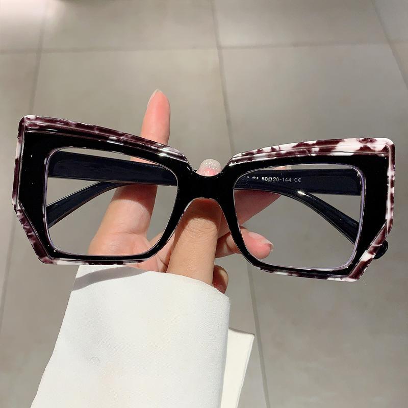 

Anti Blue Light Vision Correction Irregular Square Shaped Eyeglasses For Women Retro Style Designer Nearsighted Custom Prescription Frame