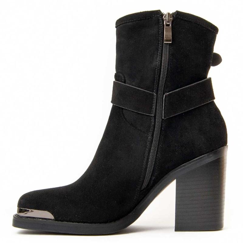 Women's Heeled Ankle Boot.  Montevita Town 96620