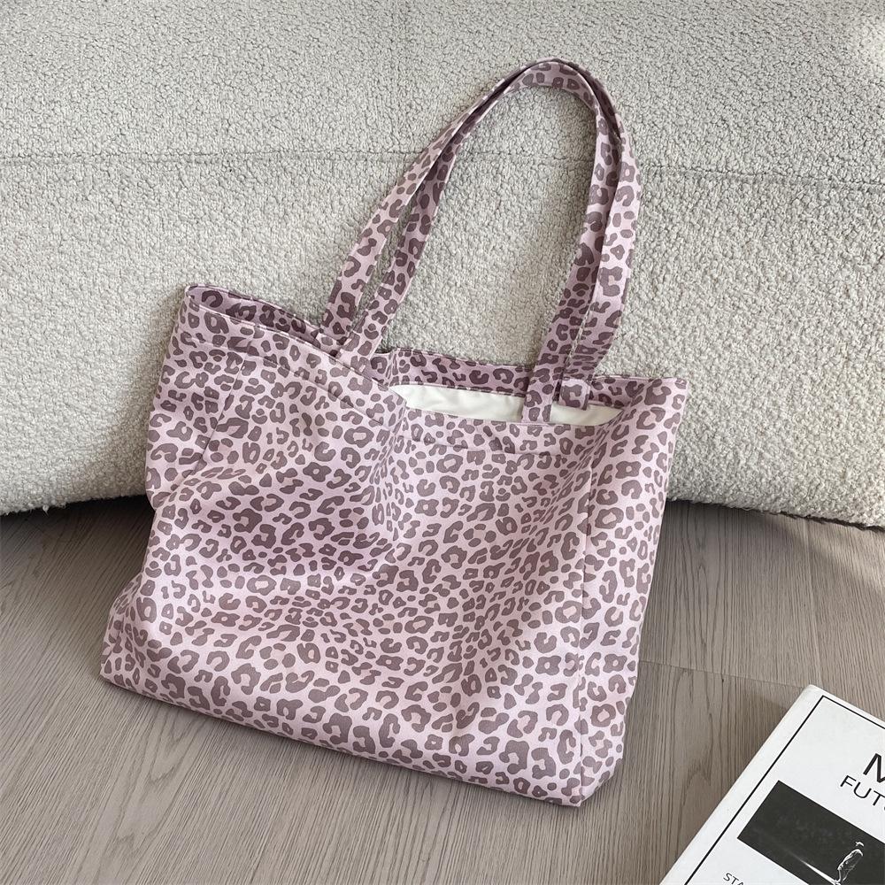 Korean Retro Suede Leopard Print Shoulder Bag - Large Capacity, Versatile Underarm Bag for Women, Perfect for Autumn/Winter.