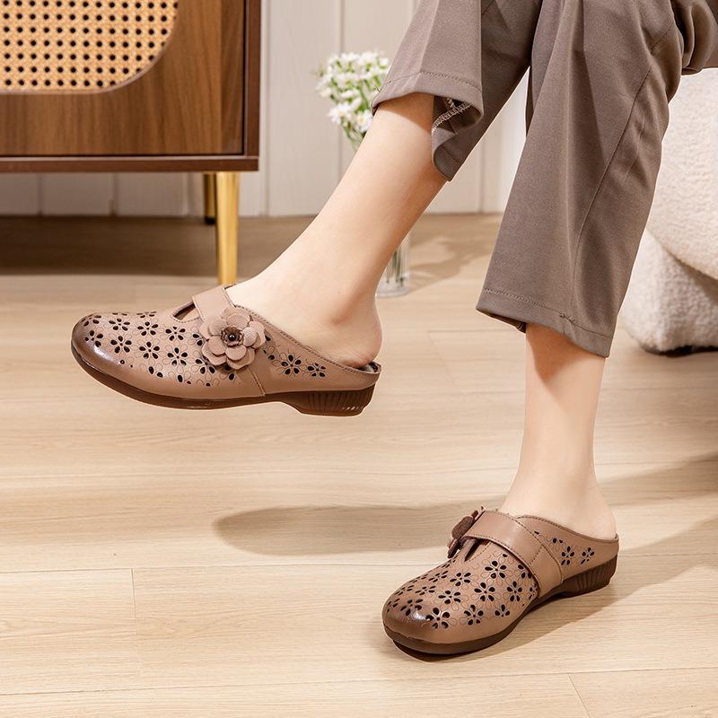 Summer Hollow Bag Head Slippers Women Wear Beef Tendon Flat Bottom Medium and Old Retro Mother Shoes Genuine Leather Cool Slippers