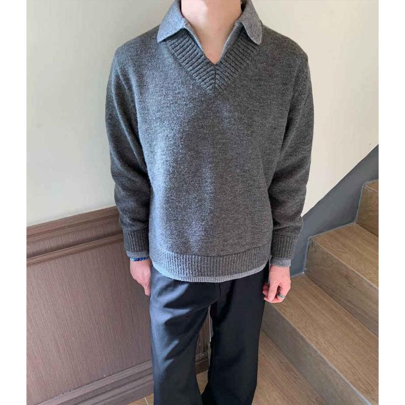 

Men s V-Neck Knit Two-Piece Style Pullover Sweater - Relaxed Fit for Autumn/Winter M сірий