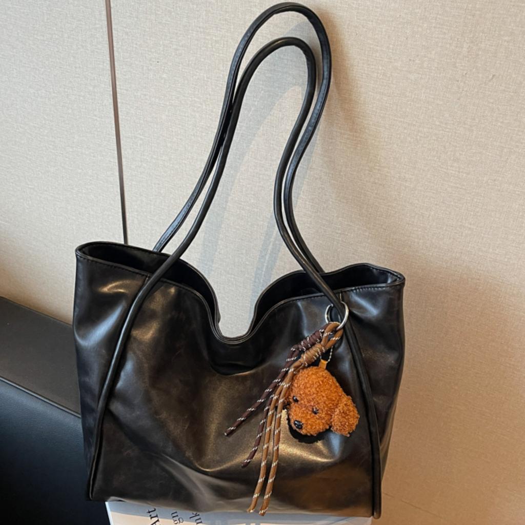 Autumn and Winter New Bag Women's 2025 Retro Large-capacity Tote Bag Underarm Bag Fashionable Commuter Shoulder Bag Tide