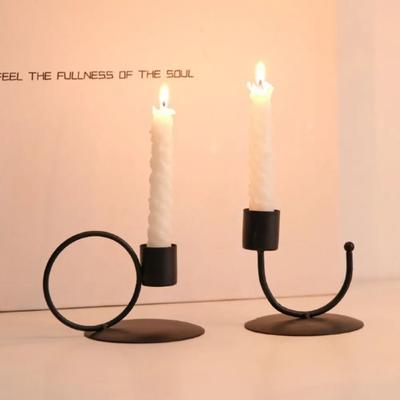 Decoración para el hogar
– Candelabros