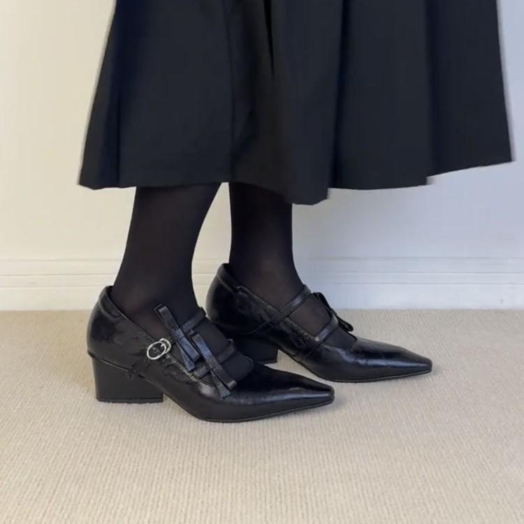 

Sheepskin version retro word with bow Mary Jane shoes women s thick heel high heel pointed single shoes women 40 чорний