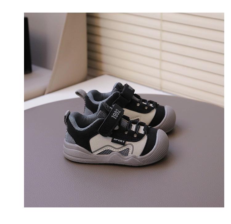 Toddler Unisex Closed-Toe Sneakers - Autumn Collection Casual Shoes