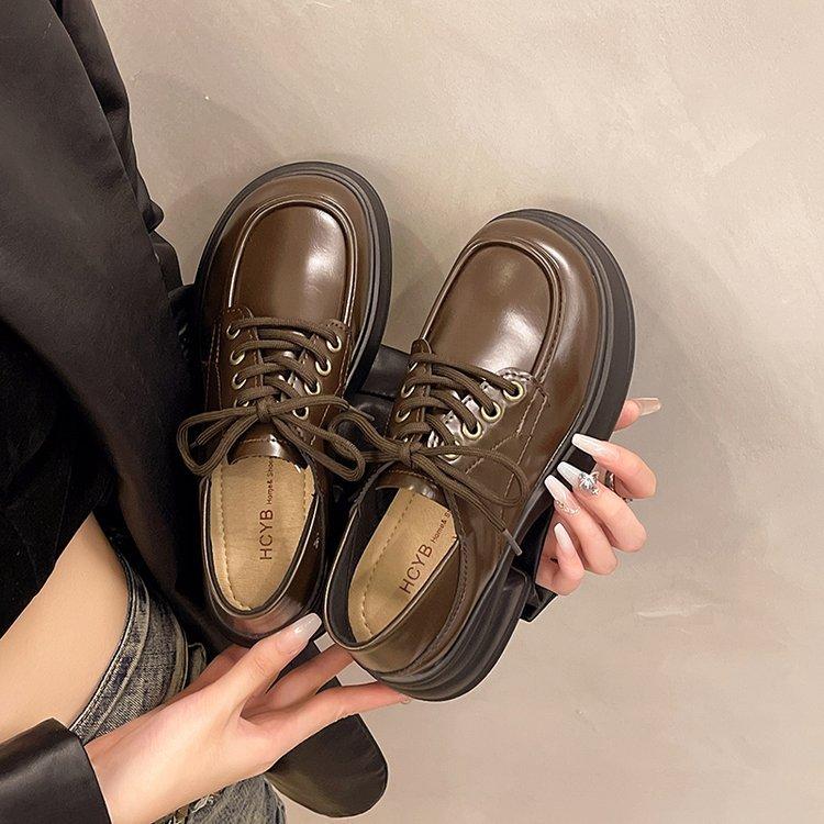 

2025 spring and winter new small leather shoes women s brown platform lace-up British style versatile loafers casual single shoes 39 коричневий