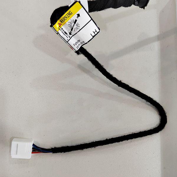 68920-71030: Left Rear Electric Tailgate Strut for Toyota Fortuner