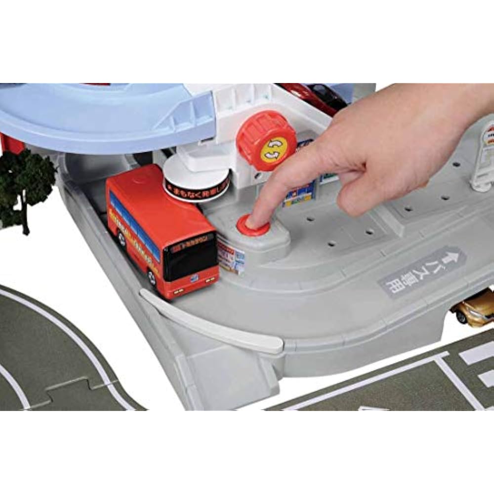 TAKARA TOMY (TAKARA TOMY) Tomica World Let's run with Tomica! Round and round bath town