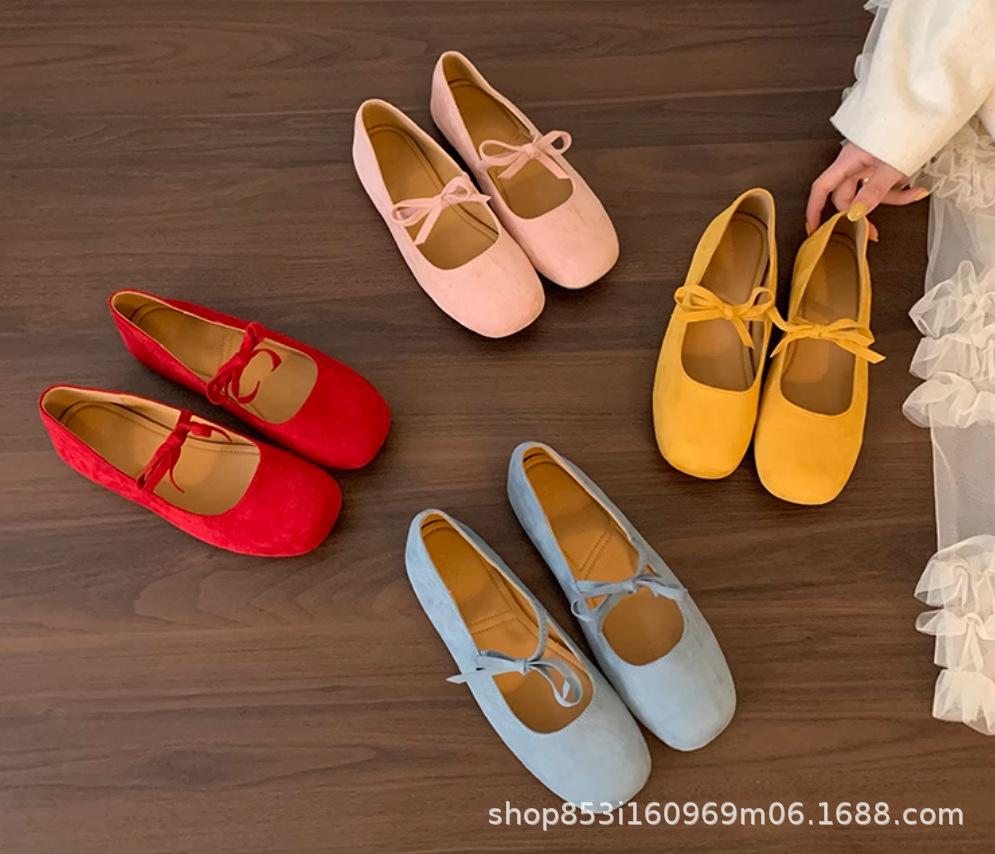 

French bow ballet flat loafers women s 2025 summer new shallow mouth gentle wind one pedal ladyshoes 35 жёлтый