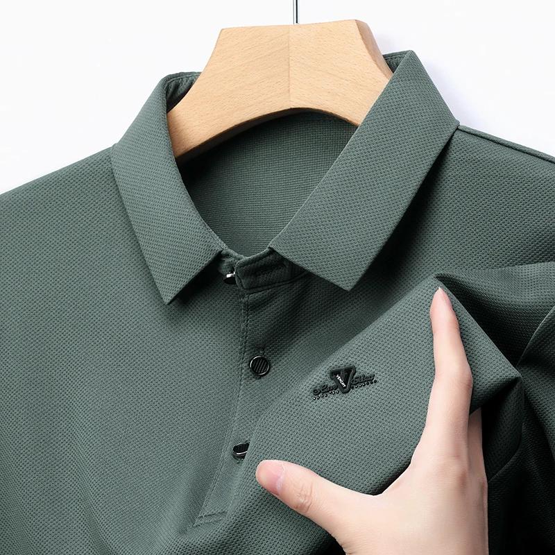 Nová pánská business casual košile s krátkým rukávem s odznakem, jednobarevná polokošile, módní, prodyšná, pohodlná, všestranný top