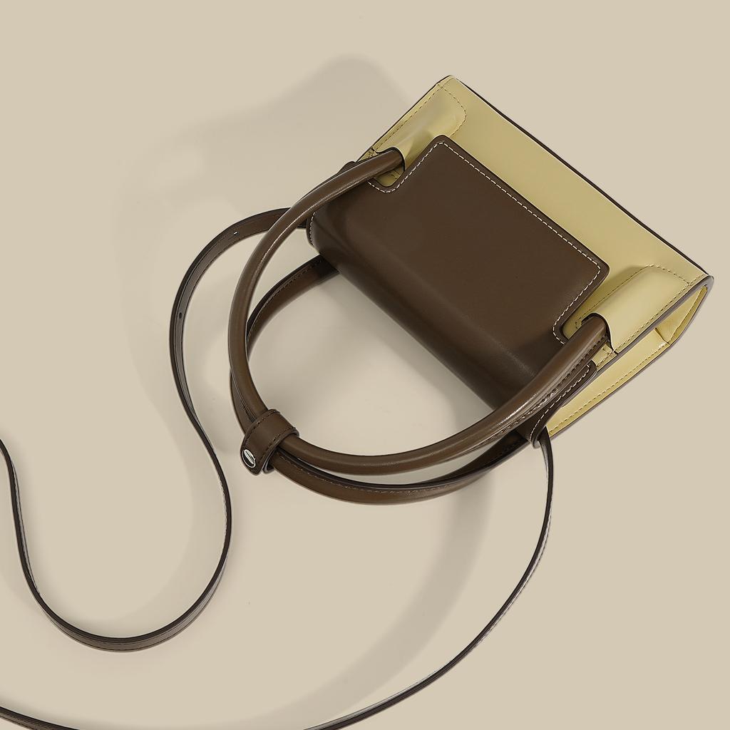 Niche Design Small Square Bag Versatile Fashion Flip Contrasting Color Messenger Single Shoulder Messenger Bag