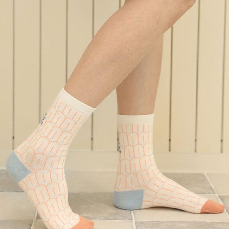 

NMOO.OU NMOO.OU_S22_WAVE SHAPE_IVORY S22_Wave Shape_Ivory